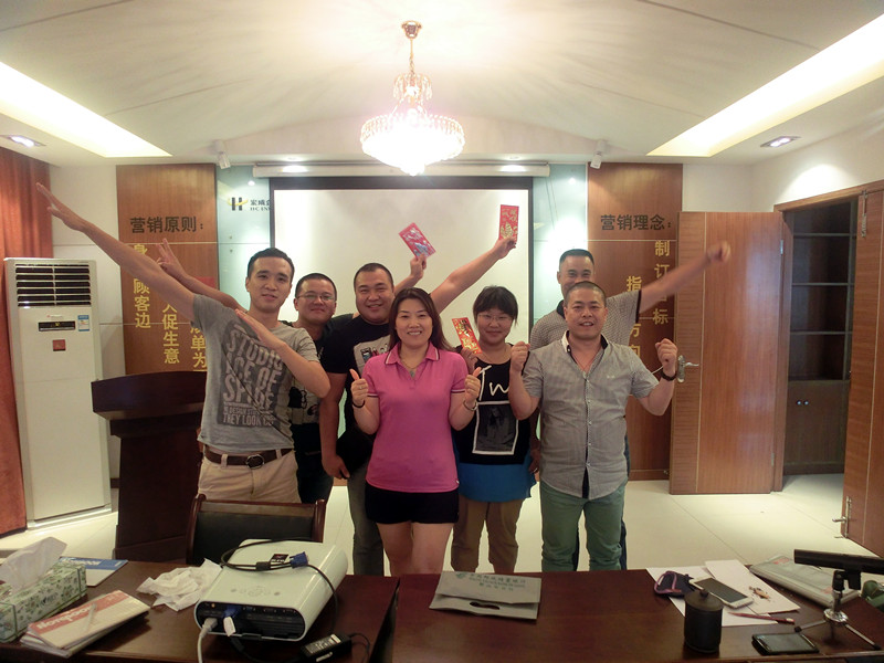 宏成建材舉行半年度銷售之星評選活動